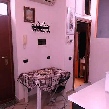 Linate Bed & Breakfast 3*